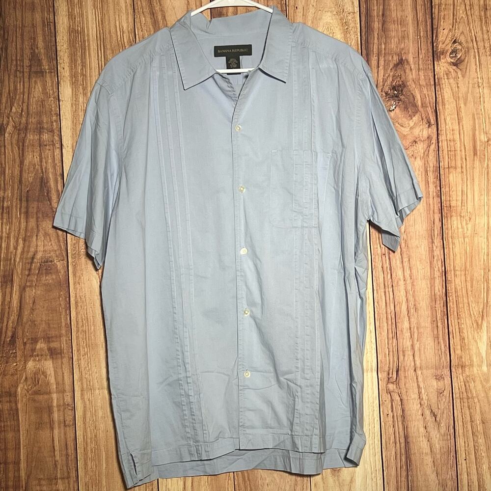 Banana Republic Long Sleeve Pleated Button Down Shirt Blue Mens Size L Casual